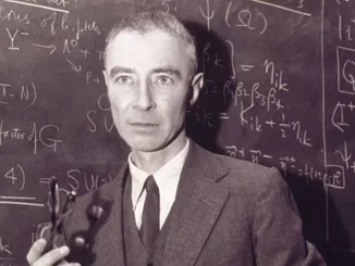 Entrevista al Espíritu de Robert Oppenheimer Grupo Tetra-El